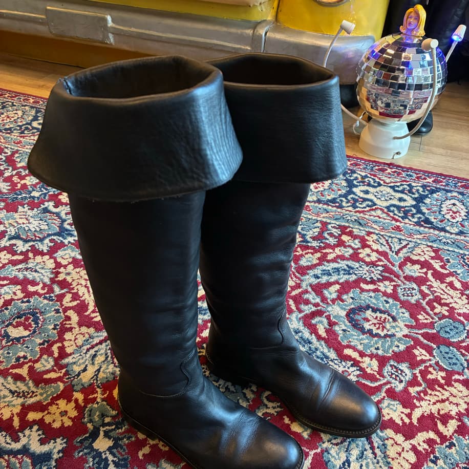 VALENTINO LEATHER BOOTS