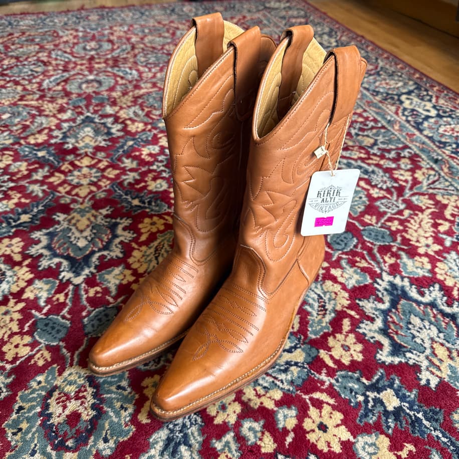 Tan Leather Cowboy Western Boots