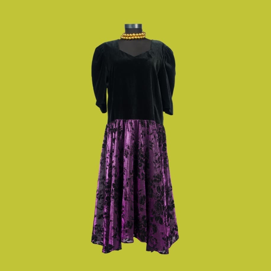 MOR ETEKLİ 80'LER KADİFE ELBİSE