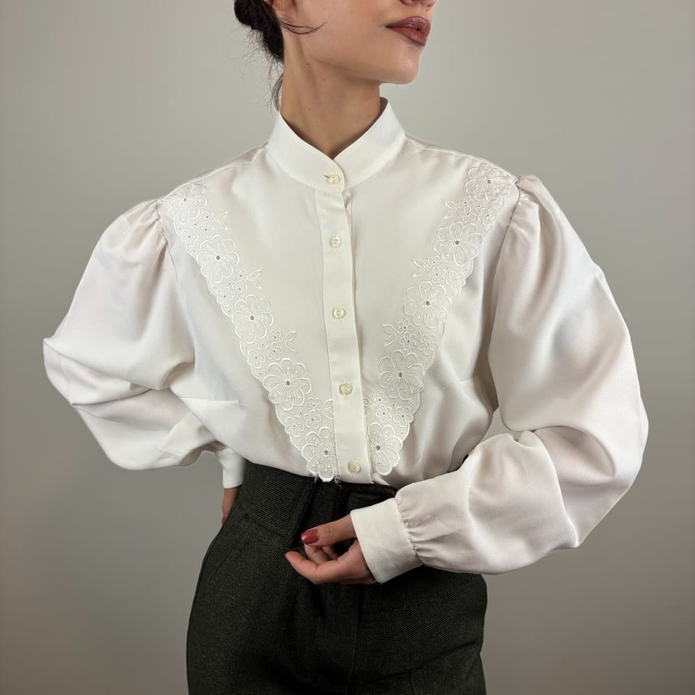 İşlemeli Vintage Gömlek