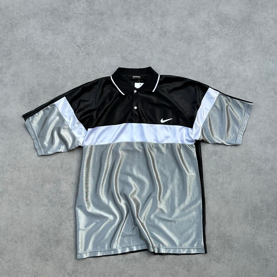 Nike vintage tshirt L