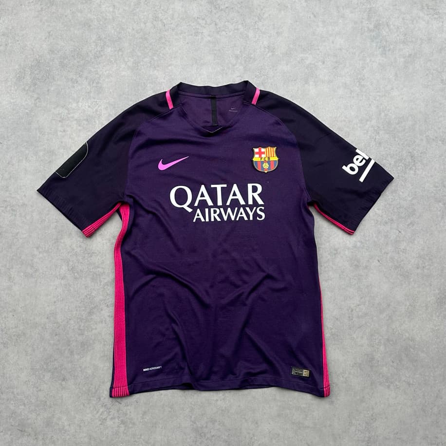 Nike Barcelona forma M